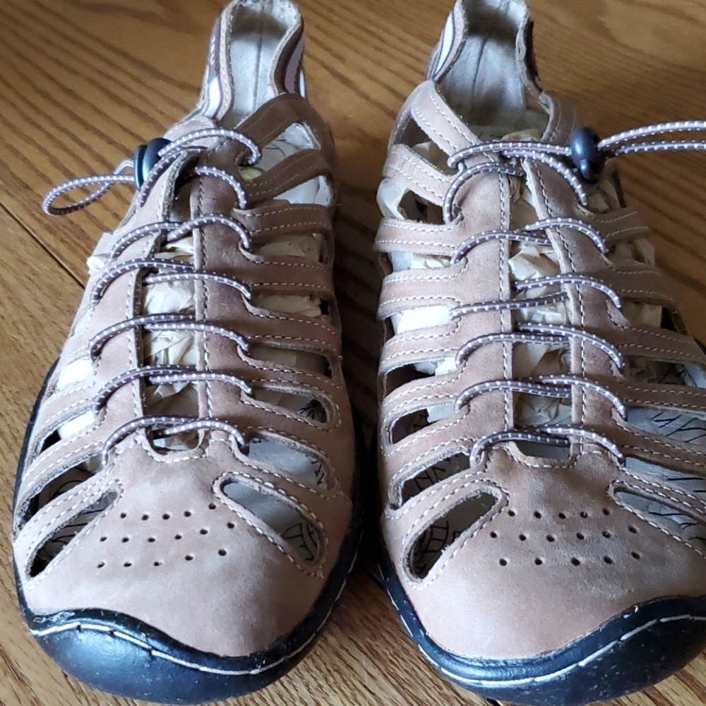 Jambu Sandals